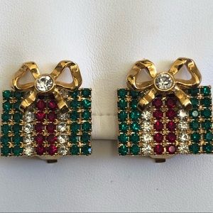 Jeweled Christmas 🎄Package Clip Earrings in Gold